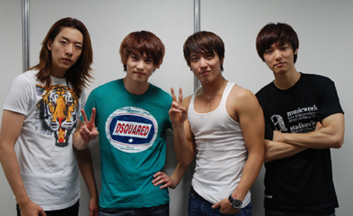 составить монолог по картинке на английском teenagers to scream. Such noun. слава соколов such a beautiful day. паст перфект в английском. How to learn python.