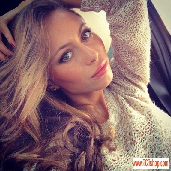 Bí kíp dưỡng tóc đẹp như mơ của Angelina Jolie nước Nga bi kip duong toc dep nhu mo cua angelina jolie nuoc nga3 Bí kíp dưỡng tóc đẹp như mơ của Angelina Jolie nước Nga