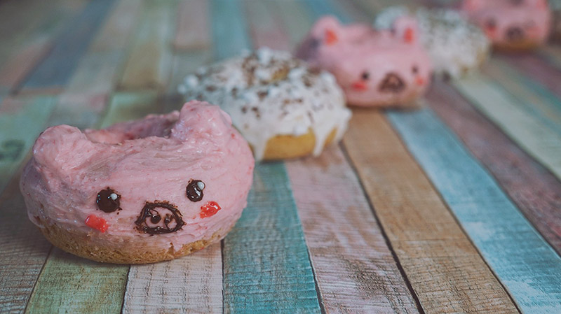 KuneCoco • Rezept • Leckere Schweine Donuts KuneCoco • Rezept • Leckere Schweine Donuts