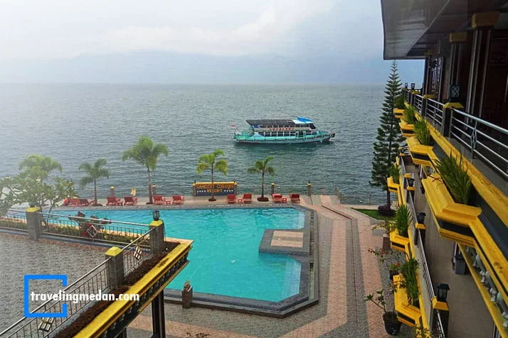 Situs Hotel Terbaik : Kolam Renang Hotel Danau Toba Di Medan