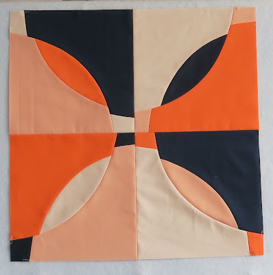 Luna Lovequilts - Free form curve blocks - Work in progress