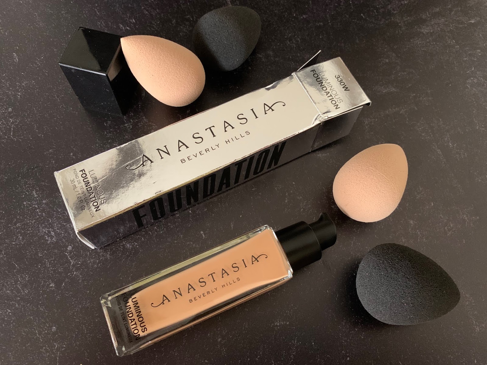 Anastasia Beverly Hills Luminous Foundation in 330W Review and Swatches | A  Very Sweet Blog | Bloglovin\'