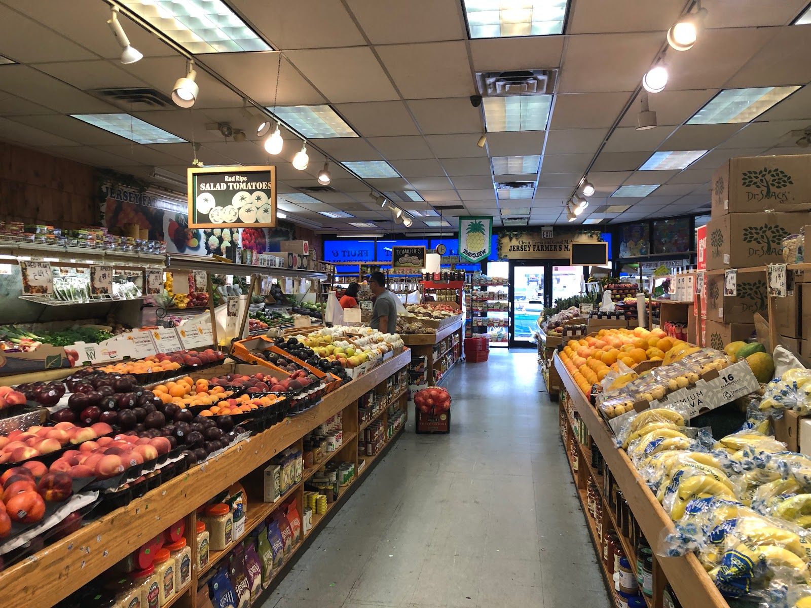 Look Inside Jersey Farmer's Market Fair Lawn, NJ