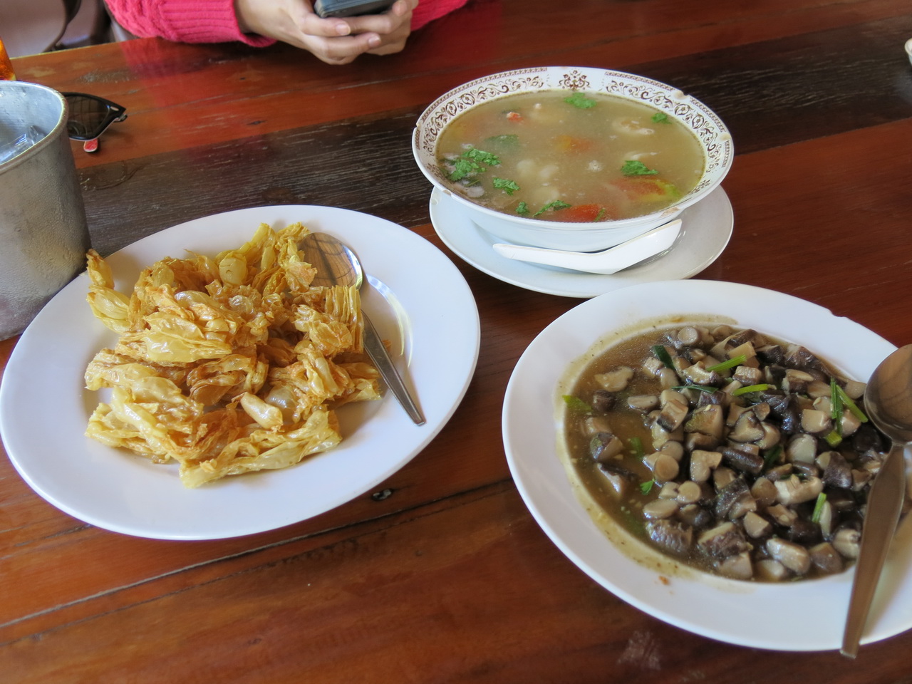 Thai Foodz Eating in Khao Yai Krua Khao Yai