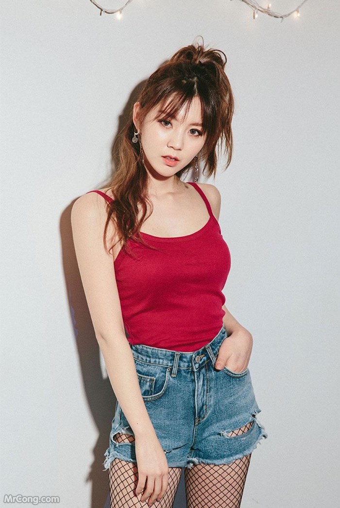 Beautiful Lee Chae Eun in the April 2017 fashion photo album (106 photos) photo 1-19