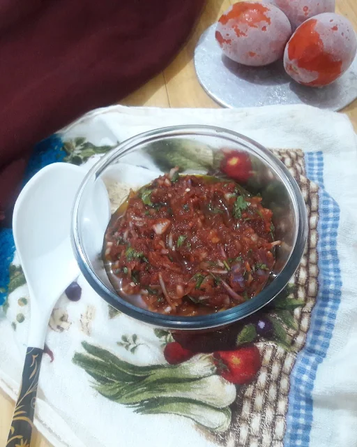 Tomato-chutney-recipe-with-step-by-step-photos-and-video