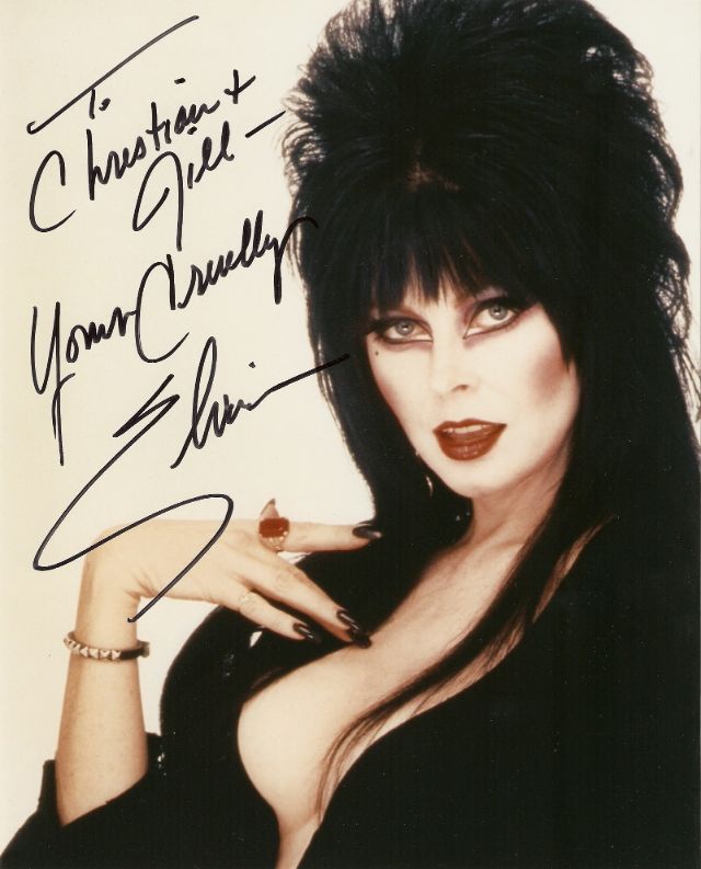 Elvira, Mistress of the Dark: Glamorous Vintage Photos of Cassandra Peterson in the 1980s - 17