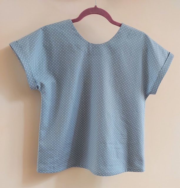 An easy beginner sewing pattern - the Stevie Top by Tilly and the Buttons