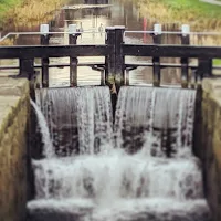 Dublin Pictures: a lock on the Grand Canal