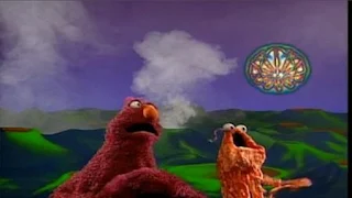 Telly sings My Outer Space Friend with a martian. Sesame Street Bedtime with Elmo