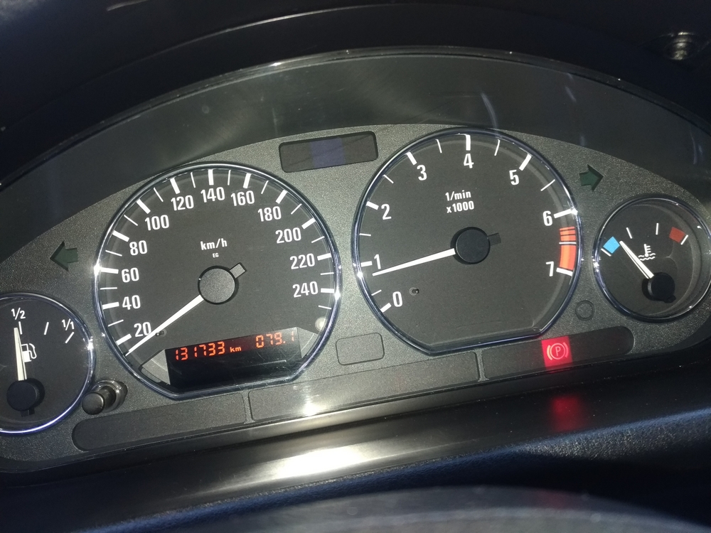 FunThruLens ABS/ASC light on the dashboard solution BWM Z3