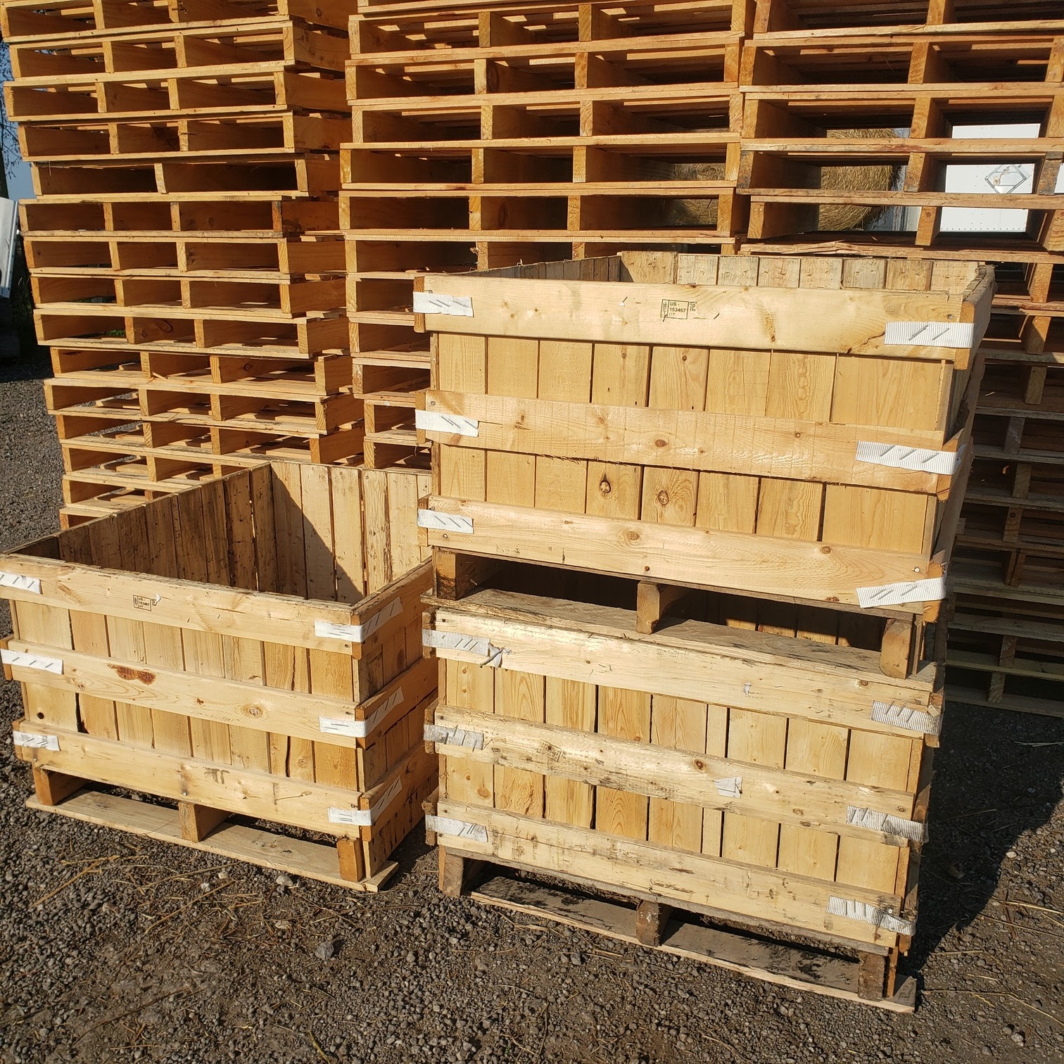 Debbie's Pallet and Crate Solutions How to make a simple wooden box