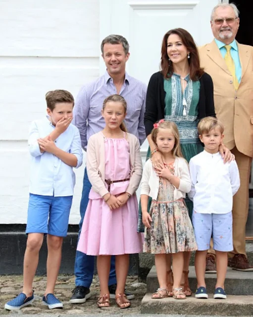 Crown Princess Mary, Crown Prince Frederik, Princess Josephine, Prince Christian, Princess Isabella, Prince Vincent