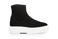 https://www.morobeshoes.com/en/sneaker/morobe/suede-stretch-celine-aw1704.htm?color=blacksuede&size=36