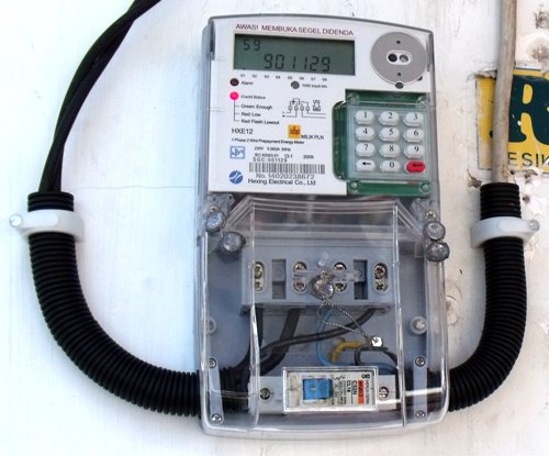 YANS TEKNIK: Cara Hitung Pemakaian Listrik