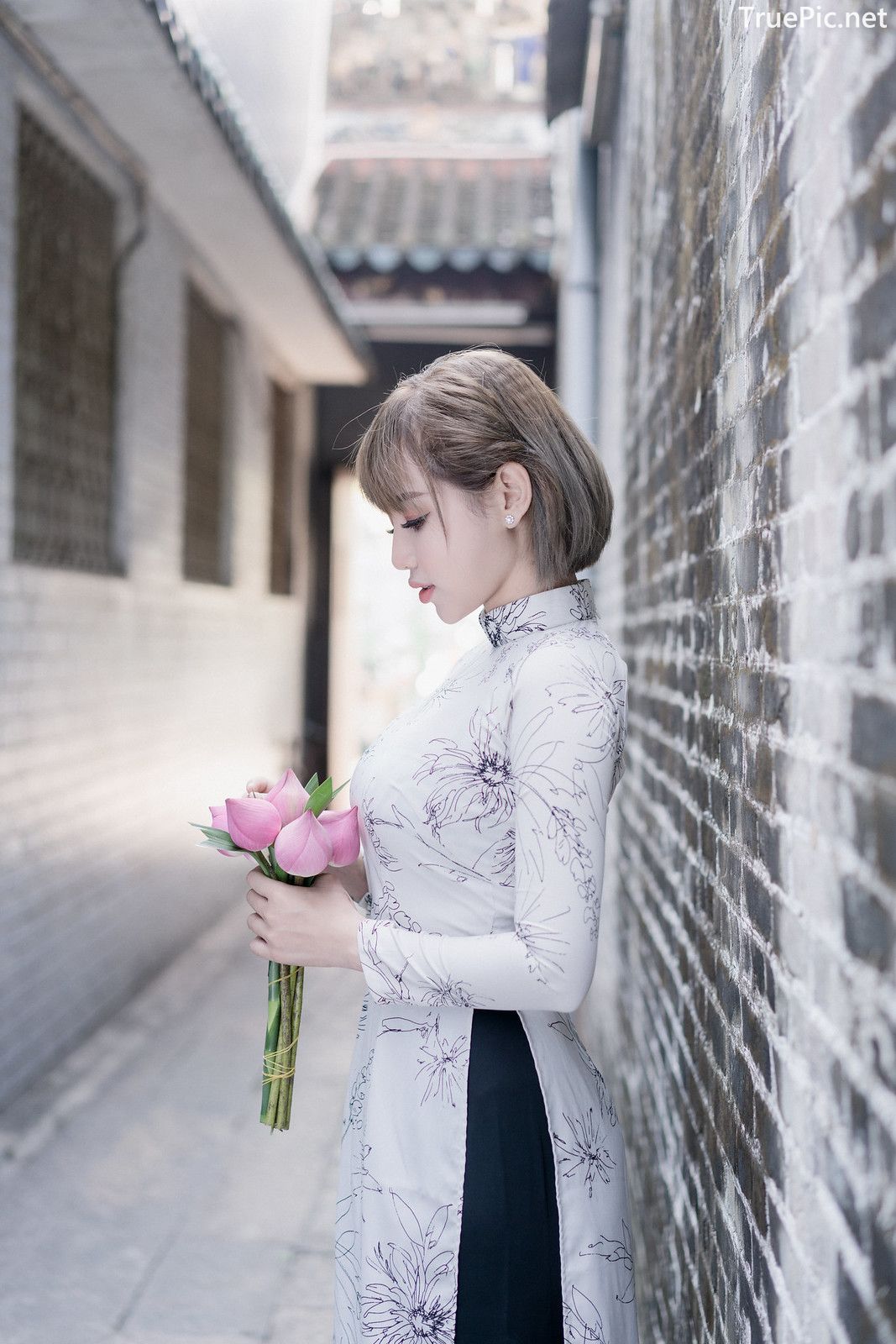 Image-Vietnamese-Beautiful-Girl-Ao-Dai-Vietnam-Traditional-Dress-by-VIN-Photo-1-TruePic.net- Picture-78