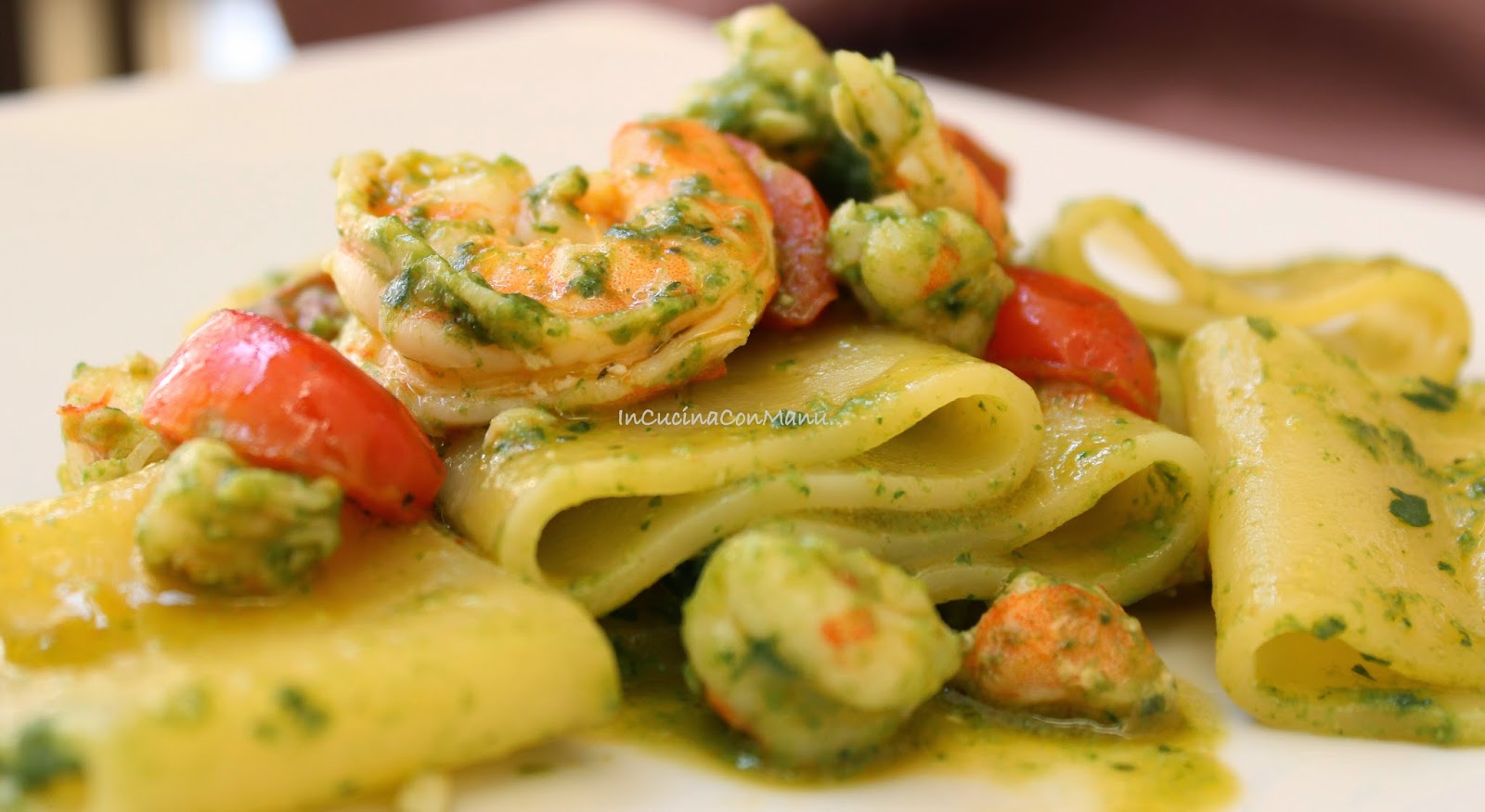 PACCHERI PESTO E MAZZANCOLLE Un cucchiaino per due
