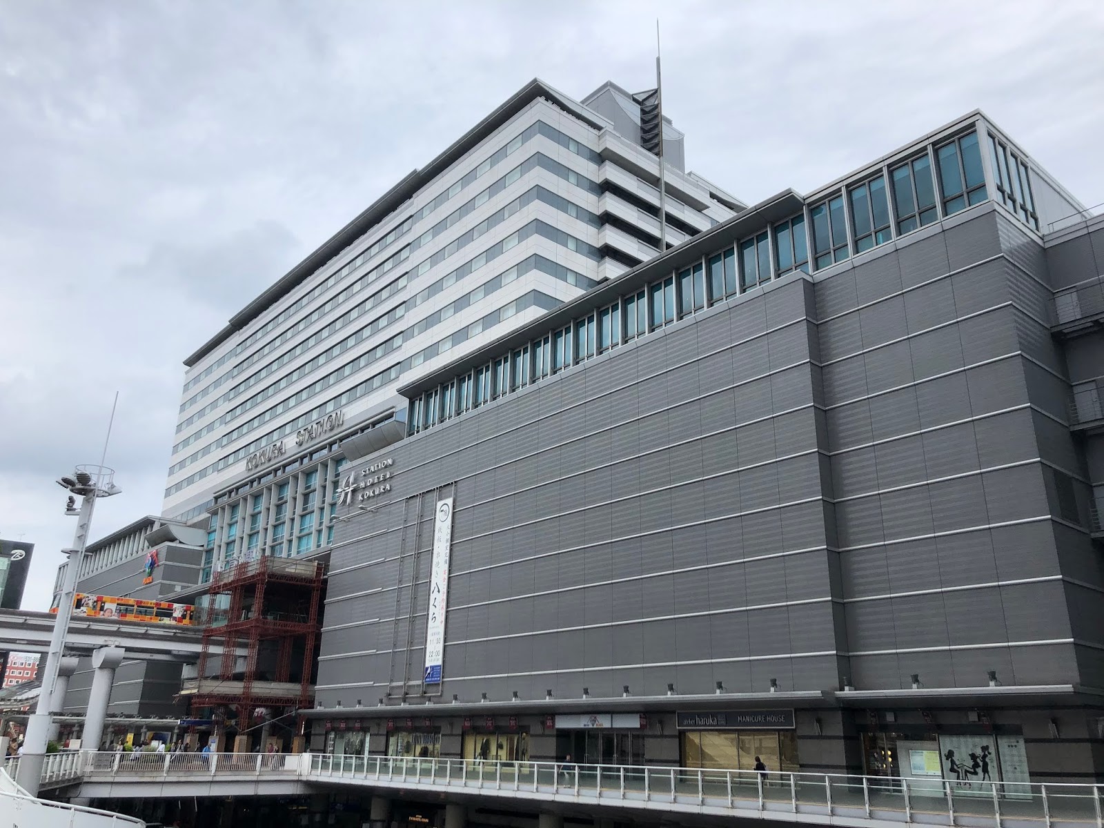 アミュプラザ小倉に天然石やプリザーブドフラワーなど素材を活かしたアクセサリーショップ期間限定オープン