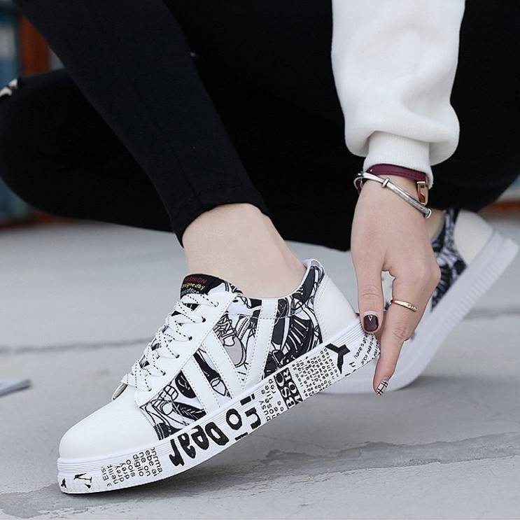 Giày thể thao Nam Nữ GD02, thiết kế đơn giản, màu sắc trẻ trung Giày thể thao Nam Nữ GD02, thiết kế đơn giản, màu sắc trẻ trung