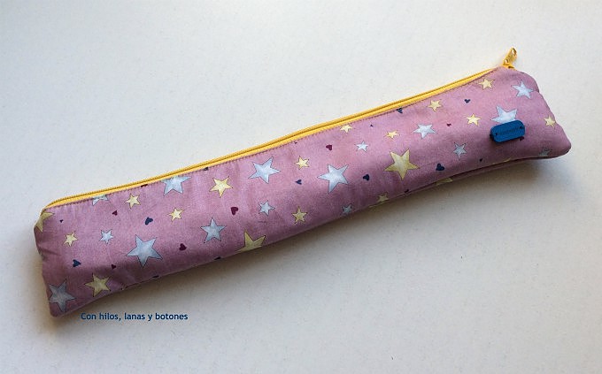 Con hilos, lanas y botones: Estuche para flauta