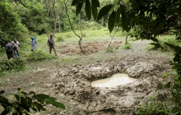 Polis Bongkar Kes Pembunuhan Melibatkan Geng Kongsi Gelap. Culik, Bunuh dan Tanam Dalam Hutan. Polis Bongkar Kes Pembunuhan Melibatkan Geng Kongsi Gelap. Culik, Bunuh dan Tanam Dalam Hutan.