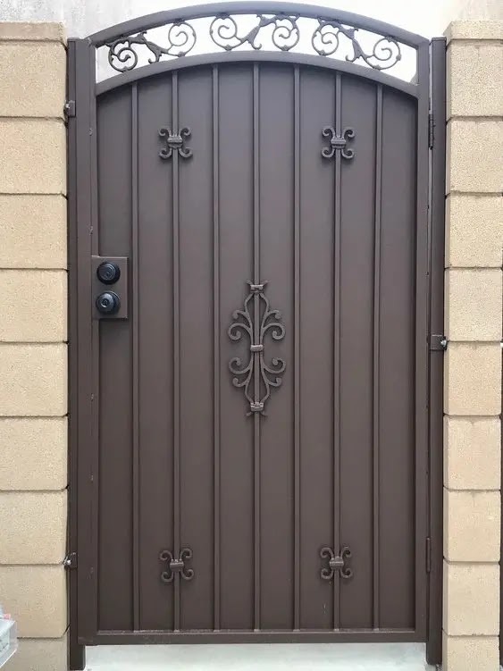 بالصدفة نبذة مختصرة عريضة جريدة ستانلس ستيل للابواب الخشب Basic Lines Com