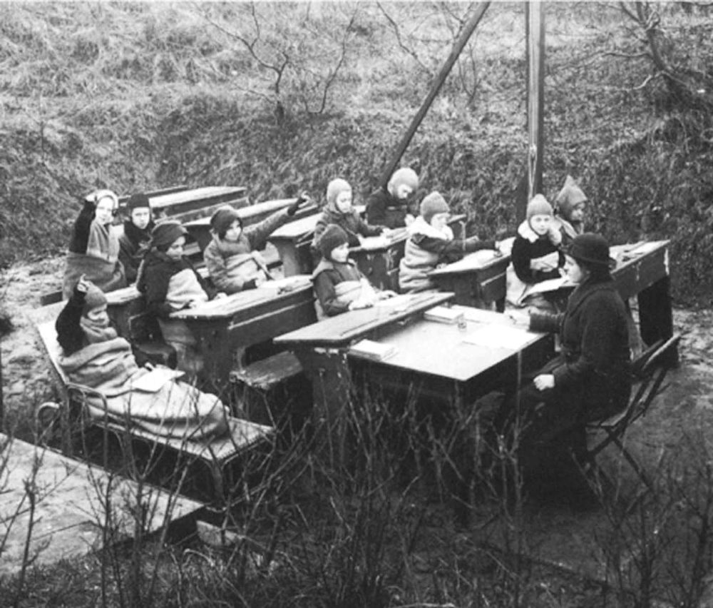 Stunning Vintage Photos of Open Air Schools in the Early 20th Century - 23