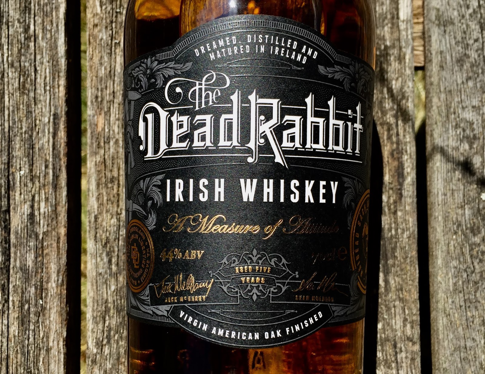 Sommerwhisky Dead Rabbit Irish Whiskey. Eine Hommage an Irische
