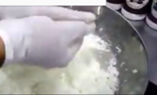 drain-out-frozen-ghee-in-the-hand