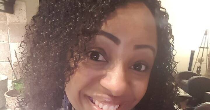Rich Sugar Mummy In Canada Wants To Spend And Take Care Of You - Get A