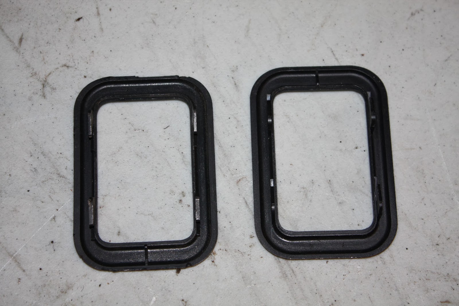 KrEvCon BMW Parts E30 Interior Door Handle Trim