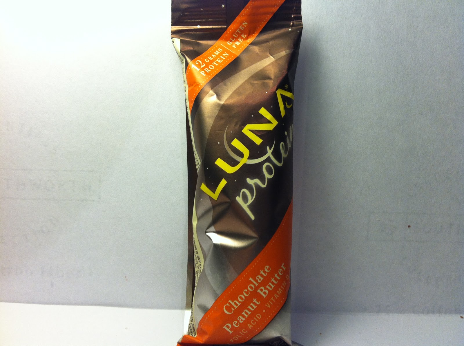 Crazy Food Dude Review LUNA Protein Chocolate Peanut Butter Bar