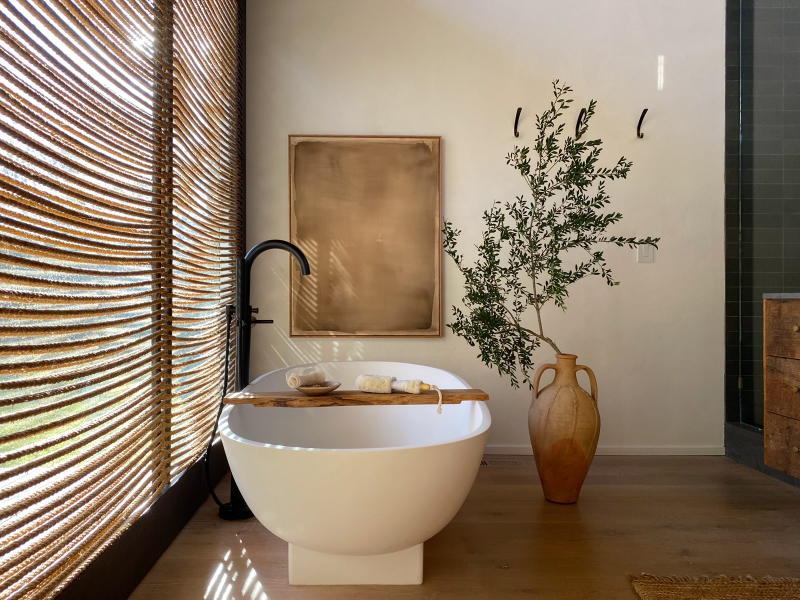 Decor | Athena Calderone's Beach House, Amagansett, New York