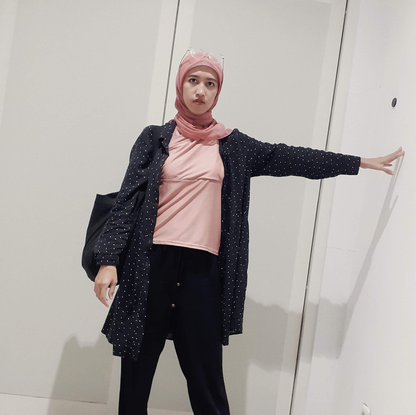 Inspirasi Outfit untuk Bumil dan Busui