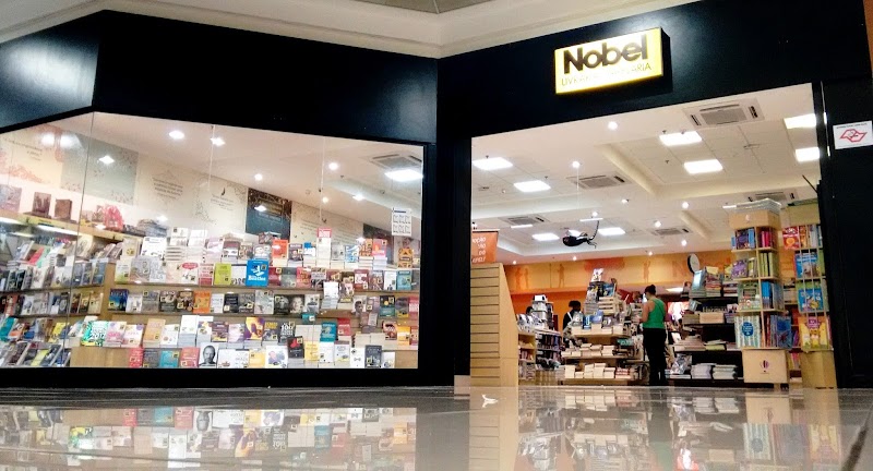 Livraria Nobel do Mais Shopping recebe a primeira edição da Academia Fantástica Livraria Nobel do Mais Shopping recebe a primeira edição da Academia Fantástica