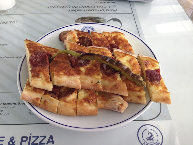 İyi Ye, Çok Gez Dost Pide&amp;Pizza Çeşme/İzmir