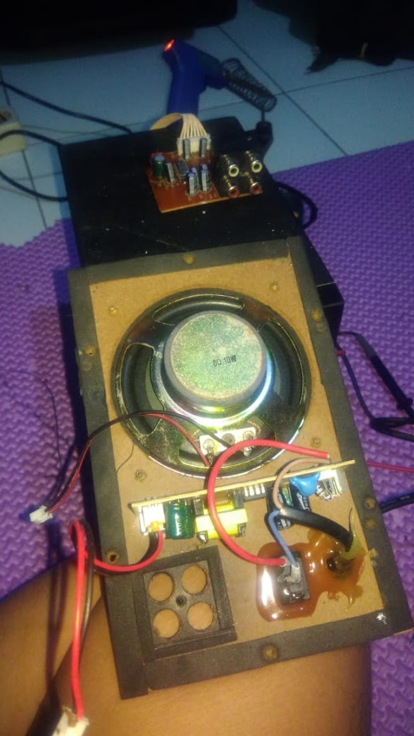 Cara Memperbaiki Speaker Aktif Suara Kecil