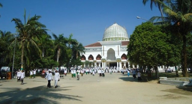 Inilah 15 Pesantren Terbaik Di Jawa Timur Yang Dikenal Luas Prestasinya Hingga Mancanegara