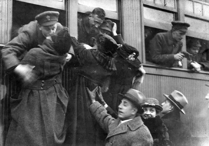 Love During Wartime photos