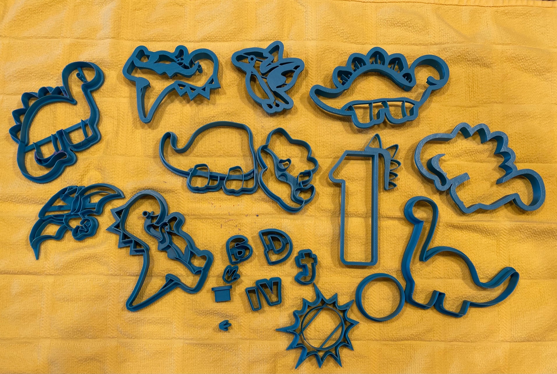 Alphabet Cookie Cutters With Handle Plastic Candy Molds - Temu