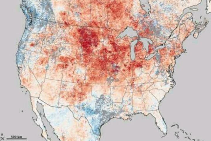لا يُفهم تمامًا سبب الجفاف في أمريكا الشمالية لعام 2012 ، لكن أنماط الطقس الغريبة بدأت تؤثر على الحياة اليومية ،  الحصون المزججة، خريطة فينلاند،