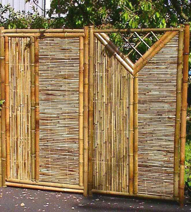 40 Ide Desain Pagar Bambu Unik Sederhana - Rumahku Unik