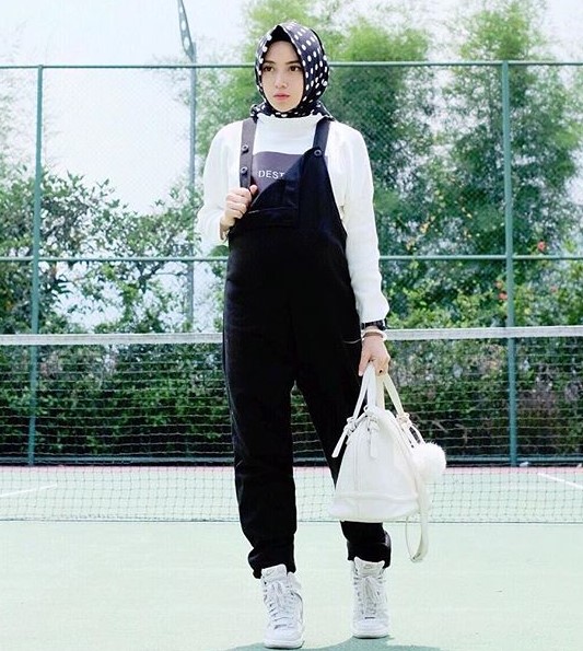 30+ Koleksi Fashion Hijab Remaja 2020 Gaya Masa Kini