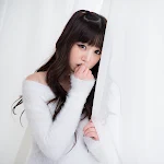 Hong Ji Yeon In Fluffy White Foto 18