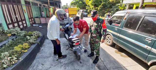 Babinsa Koramil Prambanan Dampingi Penyaluran Bantuan Langsung Tunai
