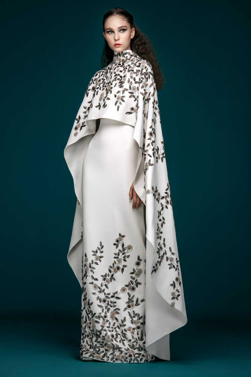 Haute Couture Elegance: Salid Kobeisy