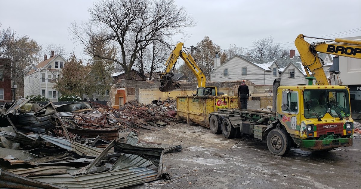 The Chicago Real Estate Local OK Boomer's! New development begins on long shuttered Lincoln