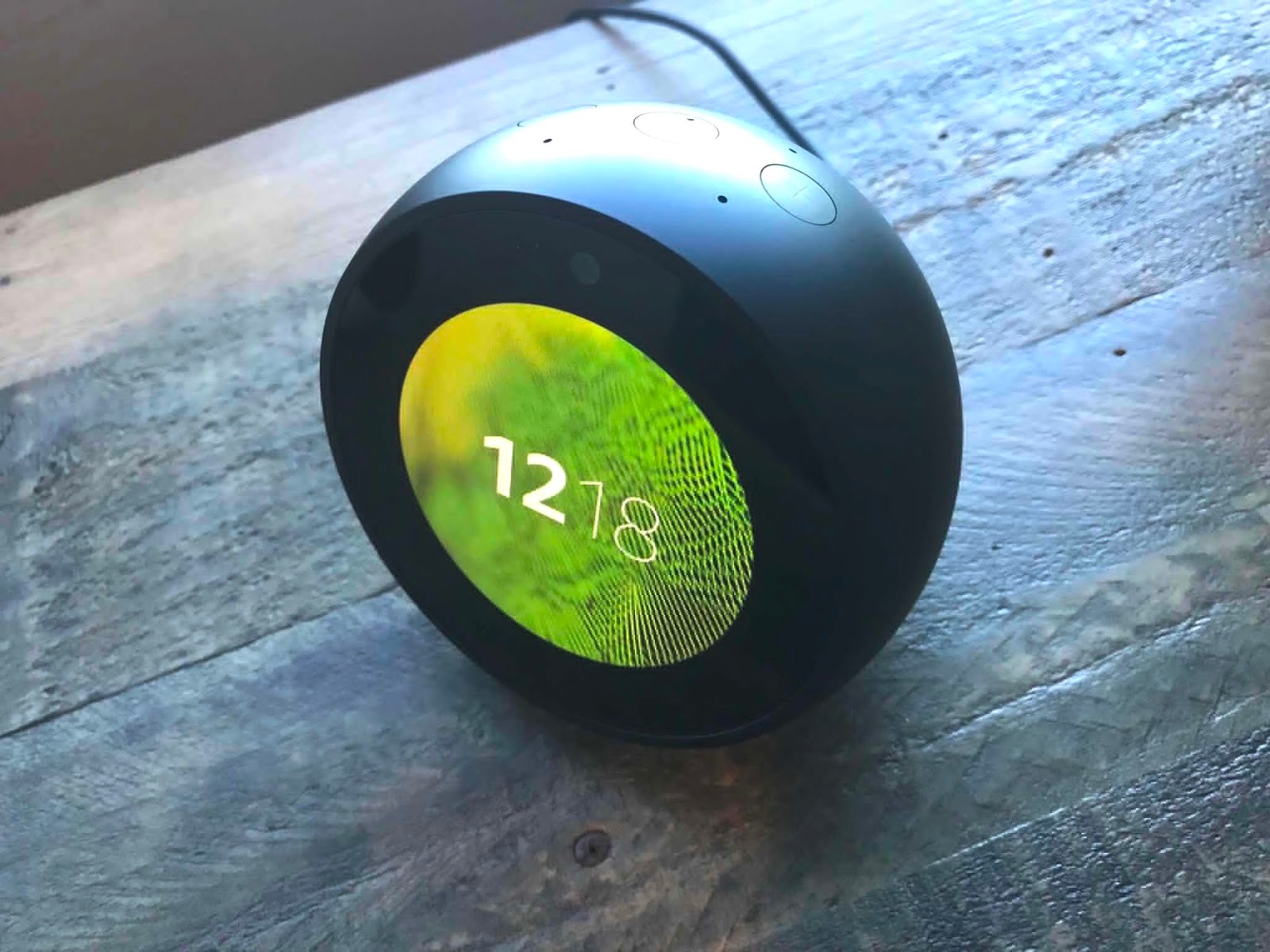 echo spot apple
