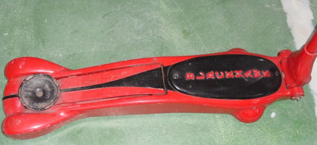 Just A Car Guy: streamlined Blackhawk floorjack, model SJ 18