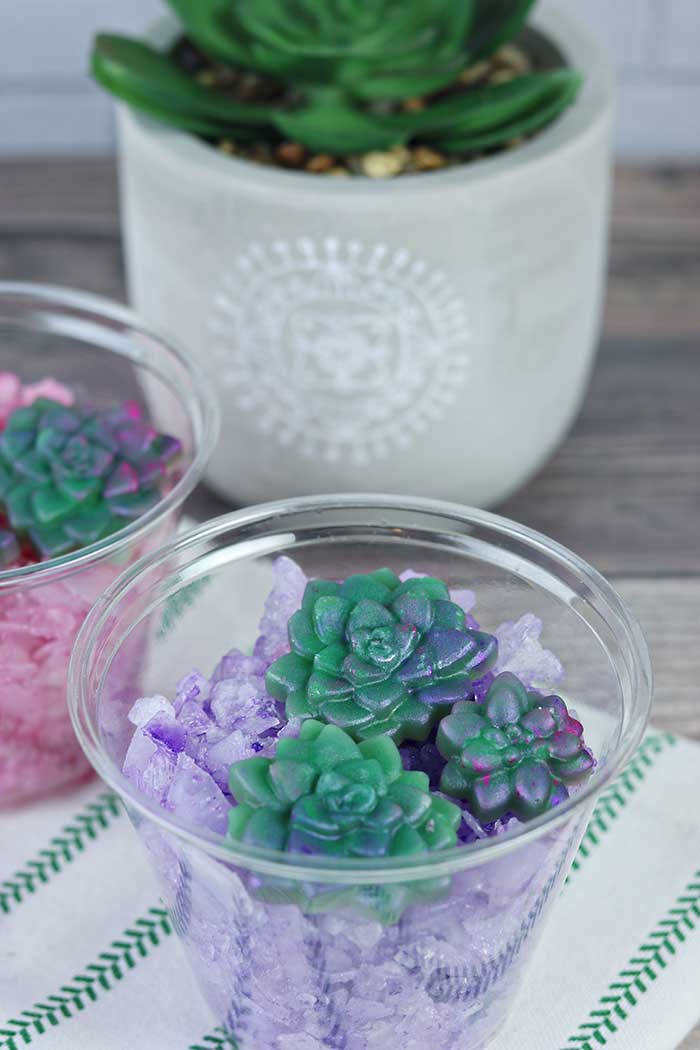 How to Make Colored Bath Salts Everything Pretty
